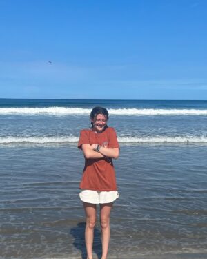 Bay Allebach Instagram - Soo, this is what I’ve been up to for the past 2 weeks 

• 🏄‍♀️🌊🌸🌴🥥 •

#costarica🇨🇷 #playagrande #tamarindo #surfing #wbsurfcamp