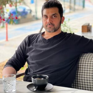 Bayhan Instagram - Her şey var, hiçbir şey yok.