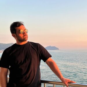 Bayhan Instagram - Nasıl bakarsan öyle görürsün !..