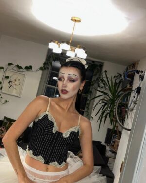 BeBe Bettencourt Instagram - halloweenie