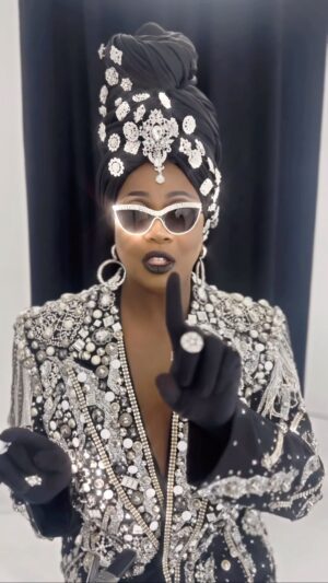 BeBe Zahara Benet Instagram - Tickets for my Bling Ball are already going fast! 🤯 Don’t miss the event of the season November 10 at @glasshousemn as @itscousinchristopher and @d.jche battle it out on the dance floor. A portion of the proceeds go to support @therohocollective. It’s a good time with a good cause! Tap the link in my bio for ticket info!