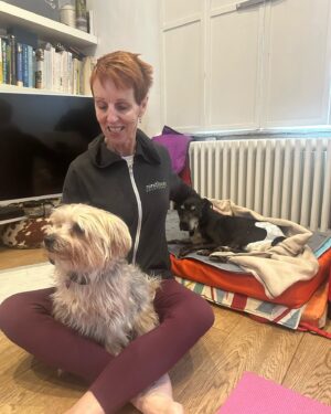Beatie Edney Instagram - Yoga with Karen  @karenrussell_yoga - not only a brilliant yoga teacher, but a lover of dogs. She had a particularly beautiful relationship with Billie (my wonderful @themayhew dog, who died last year). Looks like she’s also going to work her magic on Millie.