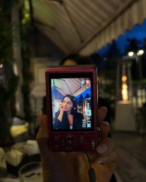 Beatrice Barichella Instagram - teen girls in their twenties