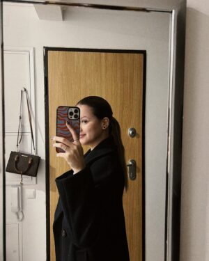 Beatriz Monteiro Instagram - spicy pisces season’s almost on