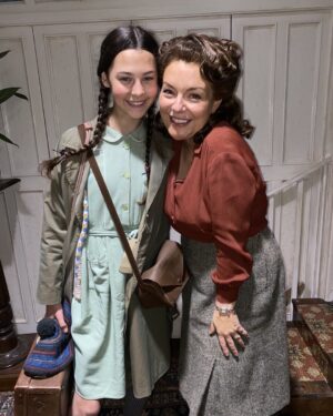 Beau Gadsdon Instagram - Last day of filming The Railway Children Return with Sheridan !
 

@sheridansmithster 
@studiocanaluk