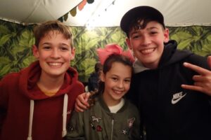 Beau Gadsdon Instagram - Hi Max and Harvey good luck with  your shows in Feb x @maxandharveyofficial