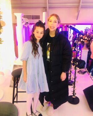Beau Gadsdon Instagram - Loved playing Millie in Katherine Ryan’s, The Duchess Series @kathbum 

@netflix 
@netflixuk 
@netflixfilm