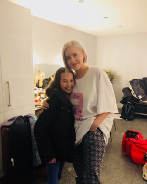 Beau Gadsdon Instagram - Amazing show at Brixton last night good luck on the tour love you AnneMarie x @annemarie