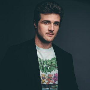 Beau Mirchoff Instagram - @canneseries photo fun times #nowapocalypse 📸: @joelsaget #vivalafrance