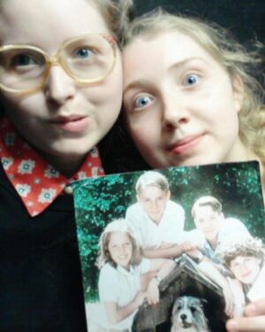 Bebe Cave Instagram - Happy birthday my beautiful big sister @jessiecave ♥️ you inspire me every day even when you’re a massive bitch. I love you!!!