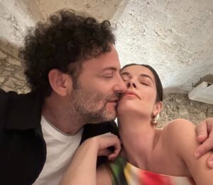 Begüm Kütük Instagram - ♥️🧿 @erdil