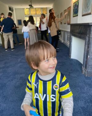 Bekir Aksoy Instagram - Asil Aksoy resim sergisi Amsterdam 'da. #art #paintings #sanat #paintings #painting #abstract #abstractart #soyut #tablo #sanat #contamporaryart #resim #türkiye #turkishpainter #turkishart #turkey #amsterdam #holland