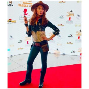 Bekka Prewitt Instagram - 9th Annual Halloween Hotness Charity Fundraiser & Red Carpet event!! Congrats to my friend @briansikoff for raising more than $29K for @stjude !!
The theme was Saddle Up, so while at Madame Tussaud’s gotta hang out with my Western friends. 😜
•
#halloweenhotness #stjude #charityevents #nonprofitevents #stjudeschildrensresearchhospital #stjudeschildrenshospital #stjudesheroes #redcarpetevents #hollywood #madametussauds #halloween #losangeles #redcarpet #residentevil #residentevilvillage #voiceover #voactor #belaslittleones #beladimitrescu #mocap #pcap #bekkaprewitt #cowboys #cowgirls #western #tvactor #filmactor #johnwayne #robertredford #joanrivers