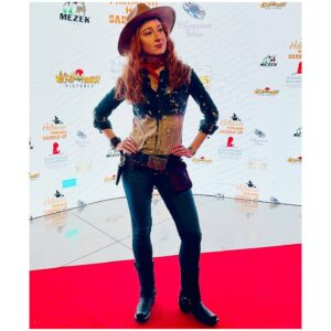 Bekka Prewitt Instagram - 9th Annual Halloween Hotness Charity Fundraiser & Red Carpet event!! Congrats to my friend @briansikoff for raising more than $29K for @stjude !!
The theme was Saddle Up, so while at Madame Tussaud’s gotta hang out with my Western friends. 😜
•
#halloweenhotness #stjude #charityevents #nonprofitevents #stjudeschildrensresearchhospital #stjudeschildrenshospital #stjudesheroes #redcarpetevents #hollywood #madametussauds #halloween #losangeles #redcarpet #residentevil #residentevilvillage #voiceover #voactor #belaslittleones #beladimitrescu #mocap #pcap #bekkaprewitt #cowboys #cowgirls #western #tvactor #filmactor #johnwayne #robertredford #joanrivers