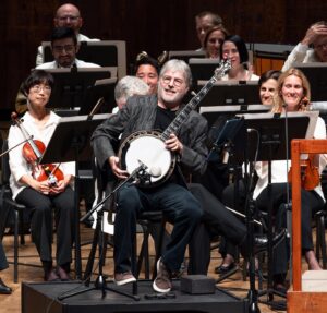 Béla Fleck Instagram - Béla Fleck delighted the crowd at Blossom Music Center on Saturday with his banjo transcription of Gershwin’s “Rhapsody in Blue” with The Cleveland Orchestra and conductor Brett Mitchell. (📸: @klibal) 
.
.
.
#clevelandorchestra #belafleck #blossommusiccenter #cleveorch #classical #music