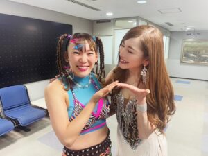 Bell Instagram - 表でも裏でもずっとフワちゃんなフワちゃん🤩✨❣️
素敵なのです✨

#有吉ジャポン
#ジロジロ有吉 
#フワちゃん
#ひげガール
#ニューハーフ
#bell
#TBS
#歌舞伎町
#オピュランス
#ドラァグクィーン