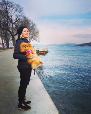 Belma Canciğer Instagram - Huzur🙏Okullar başladı sendrom bitti😅😉 #pazartesisendromu #tiffany 💕