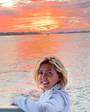 Belma Canciğer Instagram - Güneş batarken, her ne yapıyorsan bırak ve onu  seyret🌞