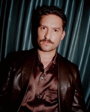 Ben Aldridge Instagram - Photographed by the lovely @thekateowen before the @knockatthecabin world premier 🍫 

Styled by Queen @felicitykay in @hermes 

Grooming by @lailalhayani 

Fashion assistant @forzamike__ 

Tailoring @sojo.uk