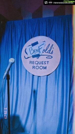 Ben Folds Instagram - it was quite the party earlier this week with Ben hosting a very special karaoke party for some of his biggest fans. Participants sang along to some of the classics, as well as tracks from the new album, ‘What Matters Most.’

Big thanks to @sidgoldsnashville & @lightning100 for hosting!