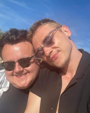 Ben Hardy Instagram - Alicante dreaming con mi hermano @jamesdryden89