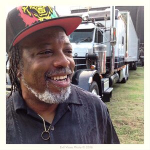 Ben Harper Instagram - #InstantThrowback : #BHIC #Percussionist @LeonMobley || PreShow @SlossFest || #Birmingham #Alabama || July 16, 2016 || @BenHarper #InnocentCriminals #SmokeysTruck #Peterbilt #Backstage #BHICForever @EvilVincePhoto