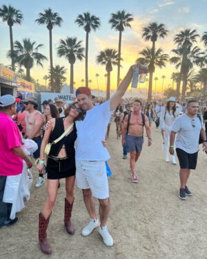 Ben Lawson Instagram - Stagecoach ‘23, sweeter than a Georgia peach 🧡