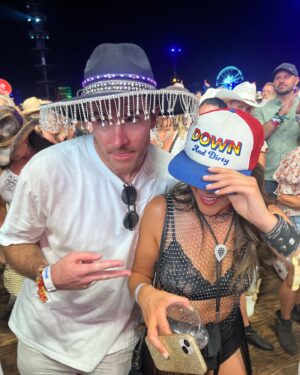 Ben Lawson Instagram - Stagecoach ‘23, sweeter than a Georgia peach 🧡