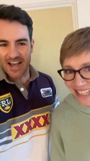 Ben Lawson Instagram - Tried to bring a touch of Queensland to Firefly Lane but as you can see it was an uphill battle. Love these two honorary Queenslanders 💙💛