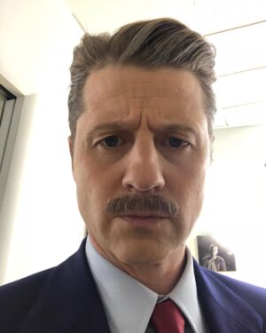 Ben McKenzie Instagram - Man, I feel older than when this started... Tonight is the series finale of Gotham. What an incredible journey it has been. Sending love and sincere appreciation to the hundreds of folks who worked on the show, and as well as everyone who has watched, is watching, and will watch in the future. This story ends, and another begins. ❤️ B
#gotham
PS - Here’s that hair on my lip everyone asked me about for 5 years. Hope it meets your expectations.