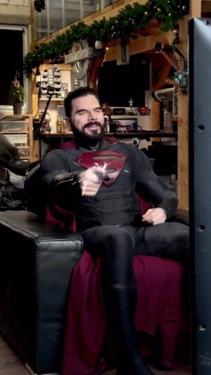 Ben Schamma Instagram - With great power comes… well some other problems. 😄
Do you have any ideas what else could be a huge problem for those two? Let me know. ☺️
#batman #superman #batmanvsuperman #batmancosplay #supermancosplay #dc #warner #superhero #fail #fun #cosplay #cosplayer #afterwork