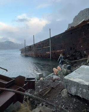 Ben Schamma Instagram - Ad | The things we do for cosplay 🥹 Taking Aquaman to his original filming location in Iceland in the middle of Winter ❄️😂

Ever had very spontaneous and inconvenient ideas for a cosplay photo location? Our idiot brains 🤓 took us all the way up to the Westfjords of Iceland, to a little deserted place called „Djúpavík“ just so we could take some shots at the original ship wreck we all know from Aquaman‘s first appearance in Justice League 😅🧜🏼‍♂️

It was a once in a lifetime experience and we‘re gonna tell you all about it within the next few days. 🙏🏼

Don‘t forget to go watch Aquaman: Lost Kingdom this week! 🍿

Photography and makeup by my partner in crime @majafelicitasb 🖤
Edit by the one and only @eosandy_ 📸
Suit by my friends from @parallellifestudios 🦸🏼‍♂️
Sponsored by @dc_deutschland ✨

#aquaman #aquamancosplay #jasonmomoa #aquamanlostkingdom #cosplay #iceland #superhero #dcuniverse