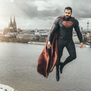 Ben Schamma Instagram - AD| The most special cosplay project yet 🥲 My Superman dream coming true: No greenscreen involved. 😳 Happy Anniversary, Superman!

On this date in 1938, ACTION COMICS #1 was first published, introducing Superman to the world, and heralding the age of Super Heroes. Talk about a smash hit! 🎂  To me personally, this is insanity. Since I was a young boy, Superman is my absolute hero. It’s always been my biggest cosplay dream. Hanging up there, 70m above Cologne, the wind in my face, the best view. Absolutely insane. I still can’t fathom what happened here. There’s more to tell about this, stay tuned for tomorrow!

This project involved so many different parties and they all deserve to be mentioned here:

@warnerbrosde for basically everything.
@pringles_de for sponsoring this shoot.
@production_concept for letting me put my life in your hands. I would do it again!
@jvm_nerd for making this possible.
@parallellifestudios for tailoring the most beautiful Superman suit.
@junkimart for taking these breathtaking pictures.
@patrickpolczyk for ignoring your fear of heights and joining this project anyway.
@eosandy_ for doing the best photo editing, as always.
@emilijawellrock for being the most spontaneous and amazing Lois Lane.

#SupermanAnniversary #WB100 #superman #dc #dcuniverse #cosplay #stuntman #peoplephotography #supermancosplay