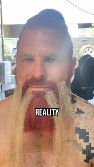Ben Schamma Instagram - ​​My cosplay reality 🥲 Haha this doesn’t suit cosplay in general but to be honest: Sometimes it’s gotta be quick and dirty ​😂​​🤷‍♂️​ We had only one week to make this Barbarian transformation happen and even though you can only use it from the front, it works like a charm ​😁​

What’s your biggest cosplay cheat? 😬
​​
​​#fail #instagramvsreality #cosplay #honestly #cosplayphotography