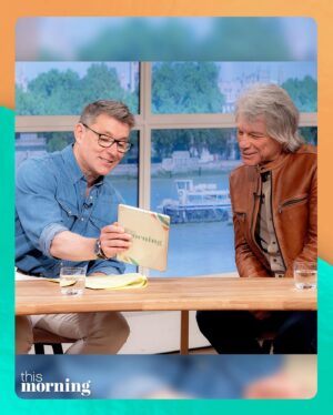 Ben Shephard Instagram - Amazing to have @jonbonjovi join @benshephardofficial and @catdeeley on the sofa today to tell all about the band’s upcoming documentary celebrating 40 years, and whether we might see them at Glastonbury sometime soon… 🎸

#ThisMorning #BenShephard #CatDeeley #JonBonJovi #BonJovi