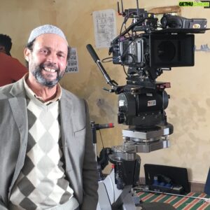 Benaissa El Jirari Instagram - جنب الكاميرا 🎥🎬
.
.
.
#cinema #artist #camera #al_aoula_tv #marrakech