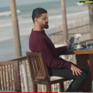 Benaissa El Jirari Instagram - وا عرضة زييييينة هادي … 😂

.
.
.
.
.
.
.
.
.
#cinema #tvshow #2mtv #aloha #maroc #art #casablanca #artist #funny #suit #fun #ramadan #rabat #tv #photography #photo #likesforlike