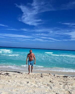 Benito Molina Instagram - El mar, siempre el mar. 🤟🏽🍏 Foto de mi amorcito @solangem3 📸