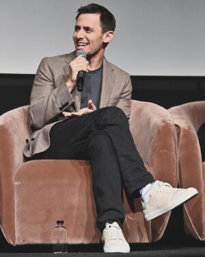 Benj Pasek Instagram - La la la