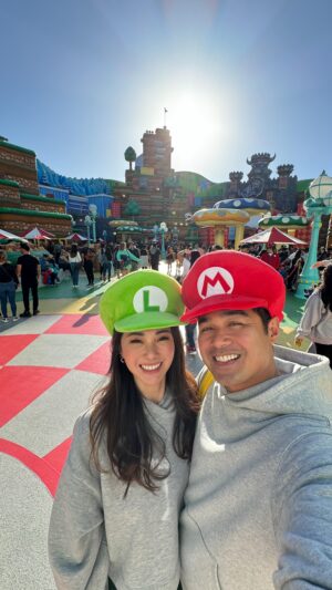 Benjamin Alves Instagram - Let’s A Go!! 🍄 🌟 🏁

Use the code CHELSEAXKLOOK/CHELSEAXHOTELS or BENXALVESKLOOK/ BENXALVESHOTELS to get discounts on transfers, hotels, and activities on Klook website or app!

Discount Code can be used for transportation, tours, activities, & hotels. 
#klookkreatorph #klookkreator 
#universalstudioshollywood #universalstudios