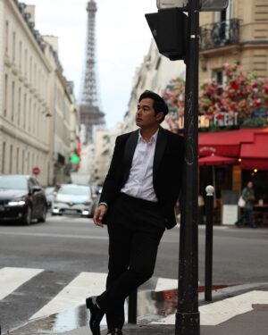 Benjamin Alves Instagram - Mind in Manila,
Heart is in Paris. 🇫🇷 

Beautiful velvet tuxedo from our friend @francislibiran8 🤵🏻 
Thank you @francislibiran for the generosity. ❤️