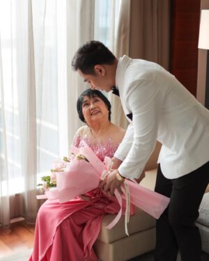 Benjamin Alves Instagram - Happy Mother’s Day to the strongest woman I know. ❤️ 💐