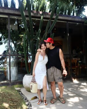 Benjamin Alves Instagram - BALI Day 2 with the missus.