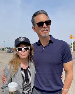 Benjamin Bratt Instagram - Murder is serious business😎

All-new episode out TODAY

Posted @withregram • @peacock No BS, just BTS.

#PokerFacePeacock is streaming now on Peacock.