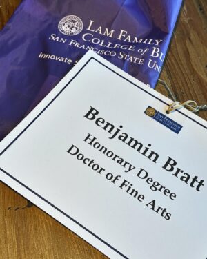 Benjamin Bratt Instagram - Dear graduates of San Francisco State University’s Class of 2024 - So inspiring to join in on the energy and passion of you future leaders and change makers @oraclepark, AND an incredible honor to receive a Doctorate of Fine Arts (!!) from University president Lynn Mahoney and trustee chair Wenda Fong.

Thanks for including me — may you continue to strive for and achieve your wildest dreams!! 🙌🏽❤️🙌🏽