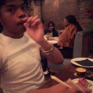 Benjamin Flores Jr. Instagram - TIPSY 🥂🥂🥂💕

NEw MUsiK OTW - [ had it all / SPEEDIAL ] 

KOmMENt BloW WHicH SoNG ?¿ 💕💕🥤☔️➕➕

Oh ps I need cover art to drop so make some stuff ‼️🤞💯