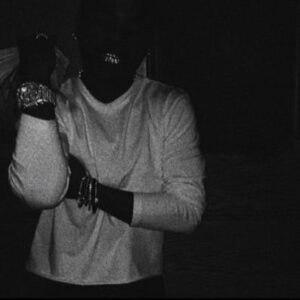 Benjamin Flores Jr. Instagram - GET MONEY ROLL UP 

( GEEXHIE/get money ) lmk which one u fw 

Ep  S0oN ( BEN.g ) 

🌎🥂💕🔝➕➕