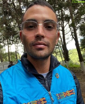 Benjamin Levy Aguilar Instagram - Recently I learned that when we speak about GLOBAL issues such as climate change, food & water scarcity, mental health pandemic - we can’t address all these issues without addressing the big underlaying issue…

It’s all about SOIL! This amazing resource isn’t just dirt beneath our feet. It’s a teeming ecosystem that provides us with clean water, nutritious food, and even helps fight climate change by storing carbon. The problem? Soil extinction is a real threat. We’re losing this precious resource at an alarming rate. Healthy soil means better food security, cleaner water, and a chance to reverse climate change, it’s a single solution for a multitude of issues humanity is facing today. That is why I chose to support #SaveSoil campaign, we must raise awareness and call for global policies to protect our soil. 

Whoever is reading this, I invite you to learn more about the dangers of soil extinction and the impact that we will face as soon as 2050, if we don’t act now. 
Here are a few impactful thing we all can do:
🌳Check out savesoil.org website
🌳In 2024 At least 64 nations are heading to national elections. That’s 49% of the global population. This IS the year of elections. Write to Your Leaders. Speak up. Lets unite and save our soil. You can write a letter through the website - on my bio (it takes less than 1 minute)
🌳Share about the issue on your socials - raise awareness

Because we are an extension of Planet Earth, we are responsible for what happens to it and what happens to us - humanity as a whole. 🙏

“Soil is our life, our very body. And if we forsake soil, in many ways, we forsake the planet.” - @sadhguru 

#earthday #savesoil