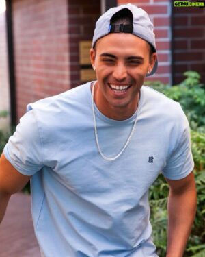 Benjamin Levy Aguilar Instagram - 😄

📸 @chrislabadie