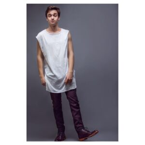 Benjamin Papac Instagram - Delightful shoot with @guidovenitucciphotography 
This isn’t an ad, but fyi:
Shirt @fearofgod 
Pants @topman 
Boots @taft 
#dtla #portrait #benjaminpapac